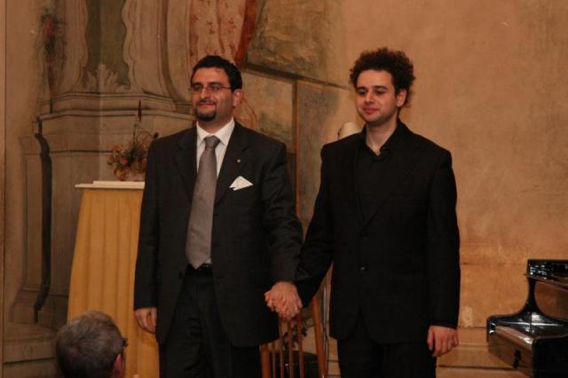 Francesco Marino e Gesualdo Coggi dopo l'esecuzione della "Prague Sonata"